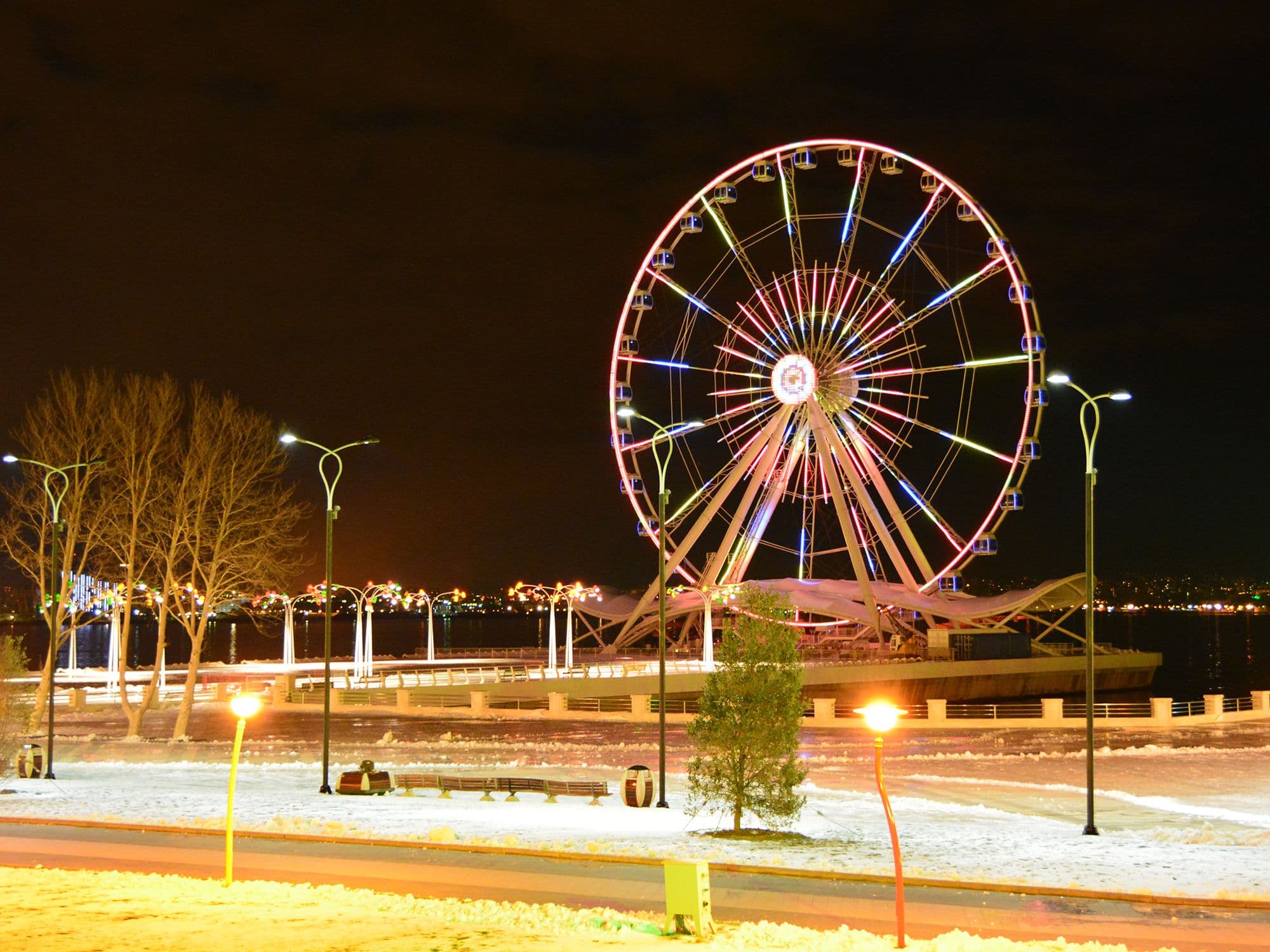 The Baku Wheel_Lights