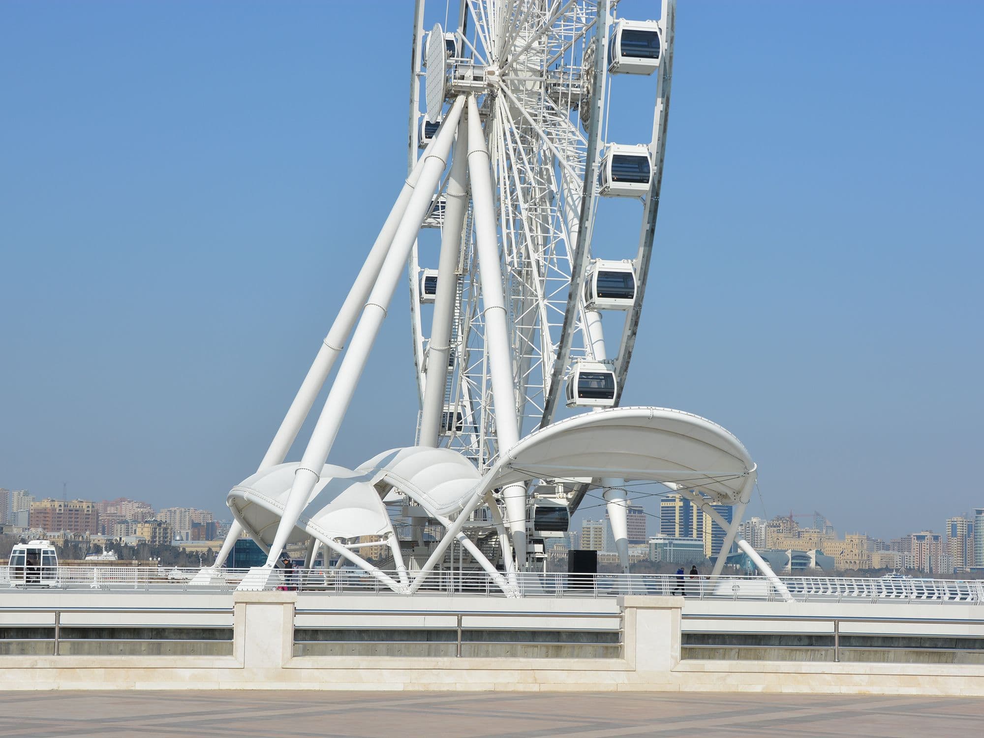 The Baku Wheel_Side view